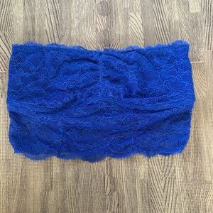 AMERICAN EAGLE OUTFITTERS BLUE LACE BANDEAU TOP SIZE SMALL